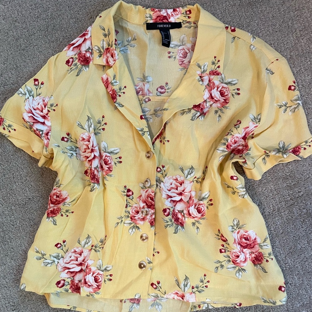 F21 Yellow floral button up crop top